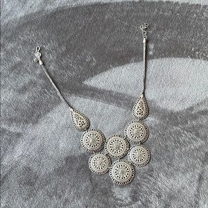 Statement piece necklace